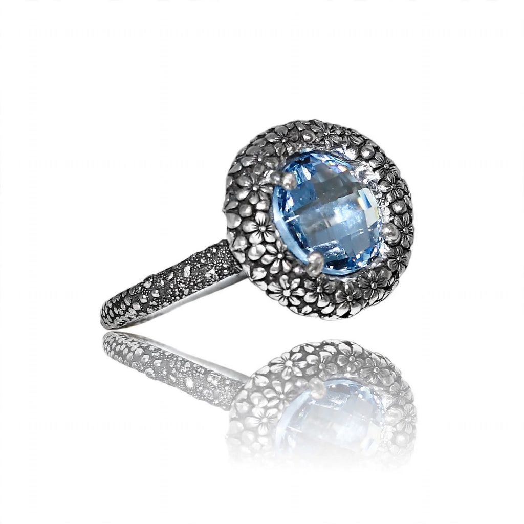 Anello Margherite in Argento 925/000 e Quarzo Idrotermale.