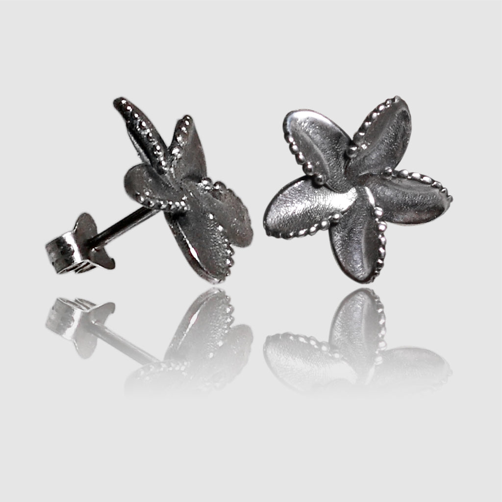 Orecchini Fiore Frangipane in Argento 925/000.