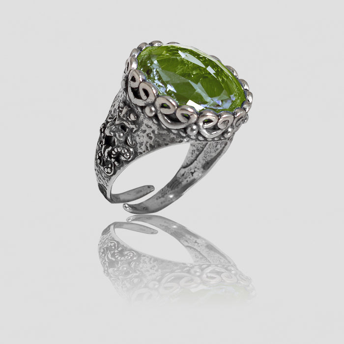 Anello Maschera Apotropaica in Argento 925/000 e Quarzo Idrotermale.